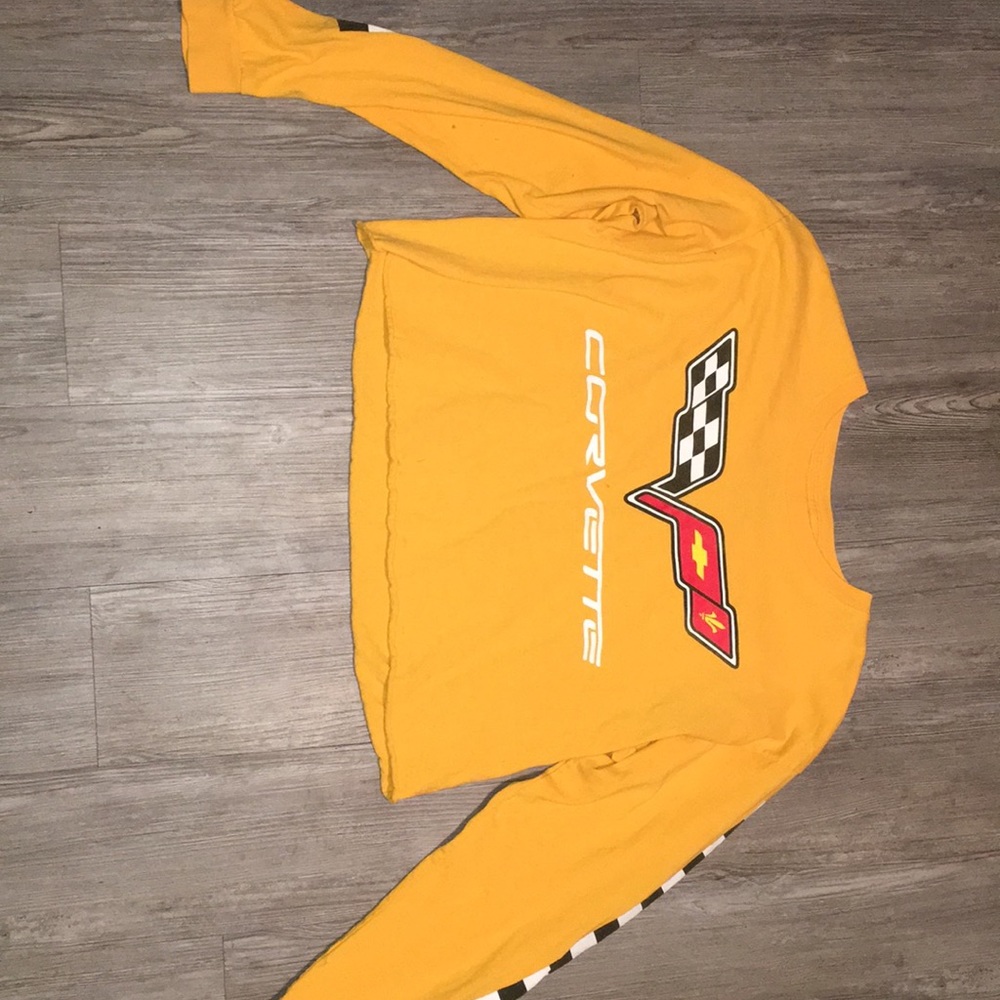 Crop-top Chevy shirt